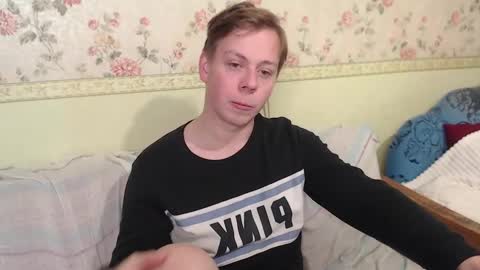 Snapshot of st_rudy chatting on December 13, 1:44 pm Joe Peach online show from December 13, 1:44 pm