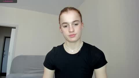 Stacey GMT5 Mo Tu We Th Fr Sa 3am -10am online show from February 4, 6:50 am