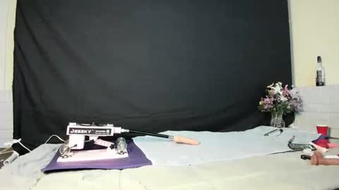 staciwilde online show from November 28, 9:11 pm