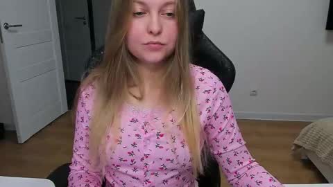 Stacy  online show from February 27, 5:49 pm