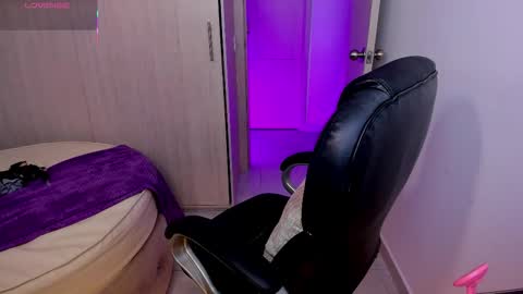 Stacy Conner online show from March 17, 10:26 pm