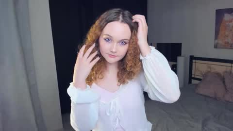 Violet online show from February 12, 8:34 pm