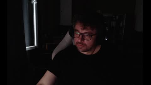 staniark_ online show from June 2, 5:37 pm