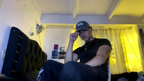 Kayx online show from February 12, 3:10 am