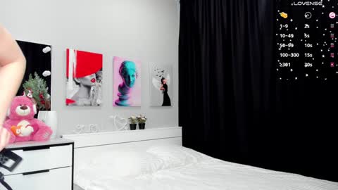 Caroline online show from February 4, 5:53 am