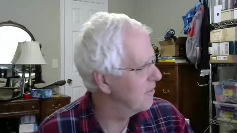 Snapshot of stasw20 chatting on December 4, 7:39 pm stasw20 online show from December 4, 7:39 pm