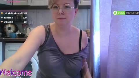 Snapshot of stasya_07 chatting on March 7, 9:40 am Stasya online show from March 7, 9:40 am