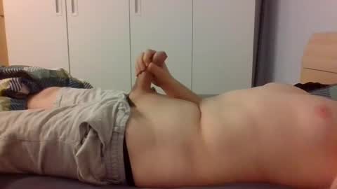 stefan951753 online show from June 16, 9:08 pm