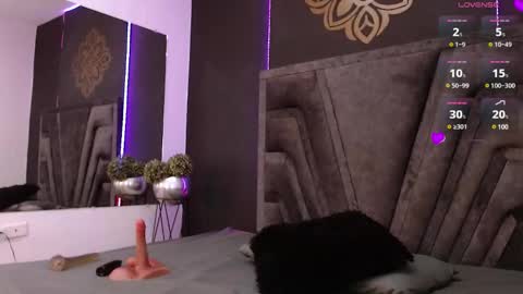 Stefany Brown online show from February 28, 11:25 am