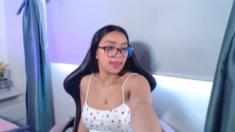 Stefanny lopez online show from September 26, 12:46 pm