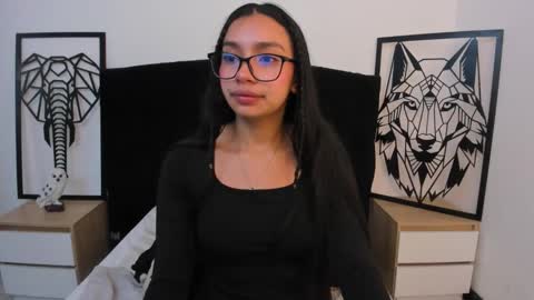 Stefanny lopez online show from February 19, 11:42 am