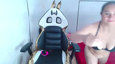 StefiAlizon online show from November 25, 3:38 am