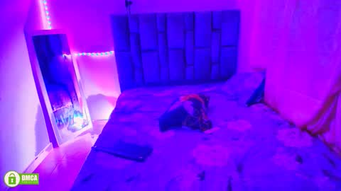 steiisy599 online show from October 30, 2:12 am