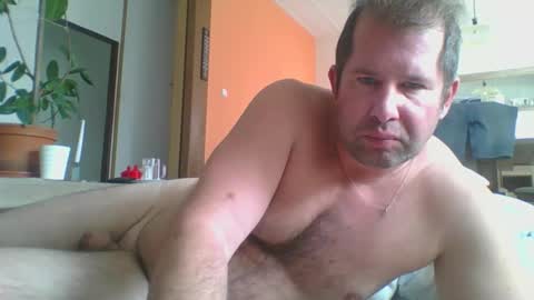 steki038434 online show from September 10, 10:38 am
