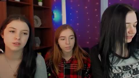 stella_flower online show from February 4, 12:20 pm