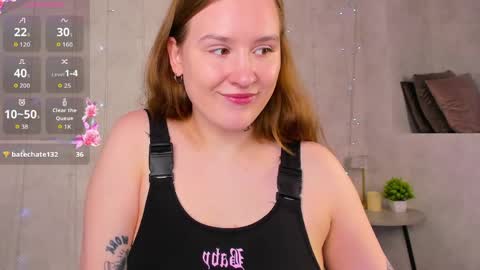 Stella online show from April 10, 1:11 am