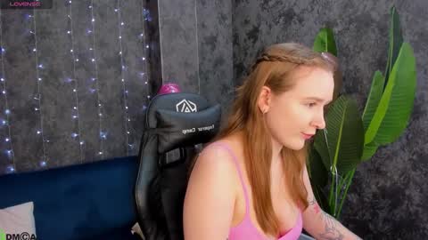 Stella online show from February 14, 10:07 am