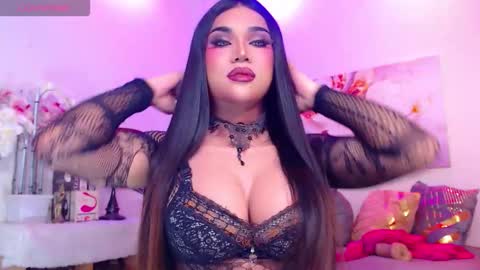 CALL ME STELLA online show from December 16, 6:31 am