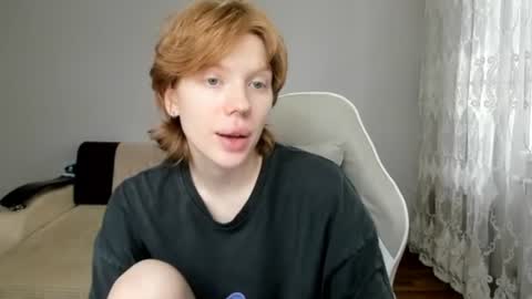 S T E L L A online show from July 18, 10:06 am