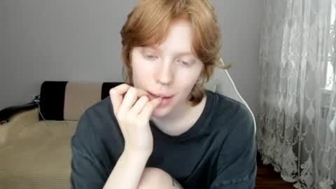 S T E L L A online show from July 14, 2:22 pm