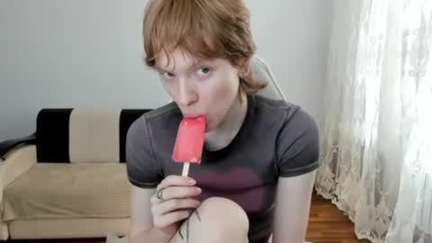 S T E L L A online show from June 18, 11:37 am