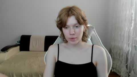 S T E L L A online show from July 28, 2:13 pm