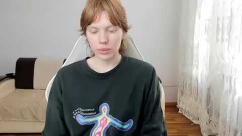 S T E L L A online show from June 12, 11:09 am
