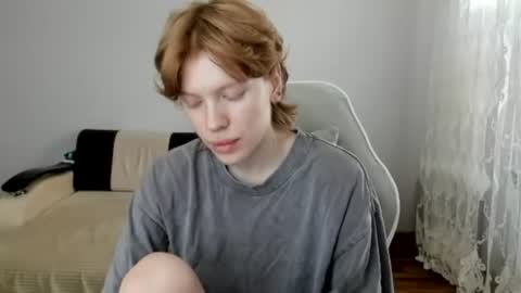 S T E L L A online show from July 27, 11:29 am