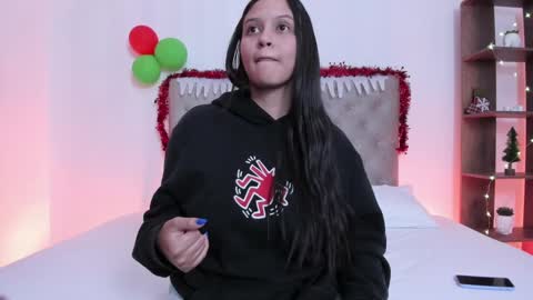 Stephanie  online show from December 7, 2:36 am