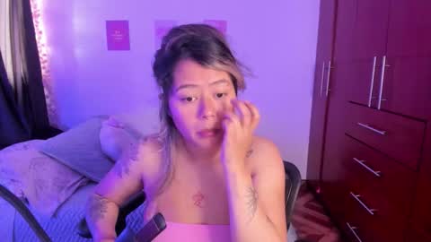 Stephanie  online show from October 31, 8:31 pm