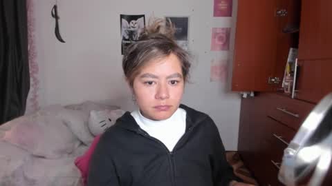 Stephanie  online show from February 17, 5:39 am