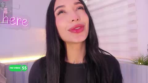 Stephany  online show from October 13, 5:48 pm