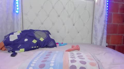 Anny online show from November 17, 3:14 pm