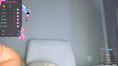 Snapshot of stephany_luxe chatting on October 11, 3:22 am Stephany online show from October 11, 3:22 am