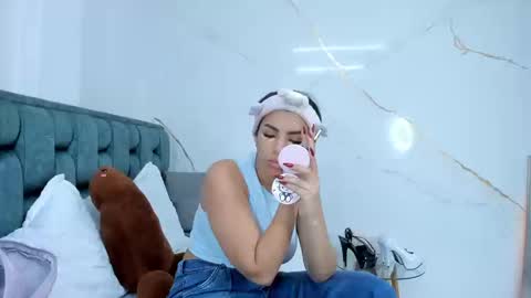 Stefanny online show from September 15, 11:28 pm