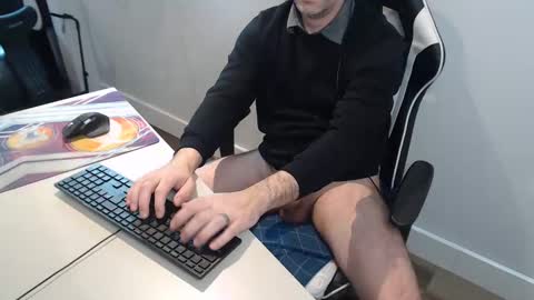 Snapshot of steve_oo8 chatting on March 11, 1:34 pm steve_oo8 online show from March 11, 1:34 pm