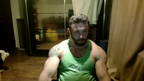 Snapshot of stevebulkzor chatting on October 20, 9:20 pm Steve Oakenshield son of John son of Vasyl online show from October 20, 9:20 pm