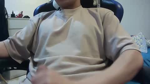 Snapshot of stevedaking chatting on October 28, 2:51 pm stevedaking online show from October 28, 2:51 pm