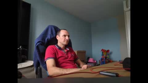 Snapshot of stickolive1 chatting on September 30, 10:15 am stickolive1 online show from September 30, 10:15 am