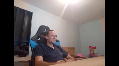 Snapshot of stickolive1 chatting on September 9, 7:36 pm stickolive1 online show from September 9, 7:36 pm