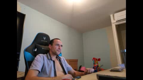 Snapshot of stickolive1 chatting on September 11, 10:22 pm stickolive1 online show from September 11, 10:22 pm