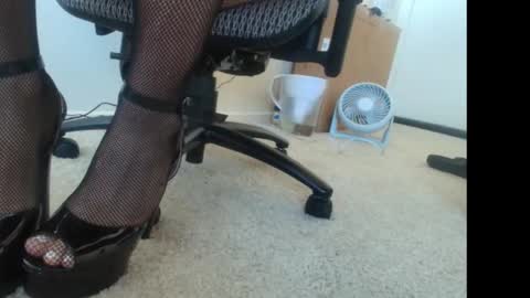 StilettoDoll online show from October 19, 5:39 pm