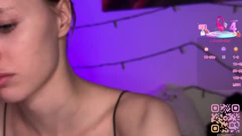 stillsweety online show from March 24, 5:41 pm