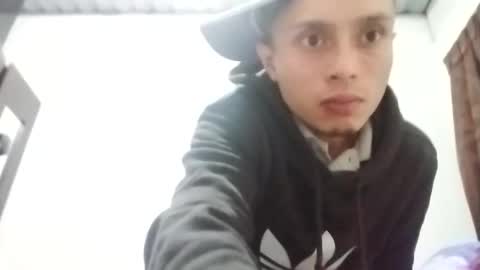 stiven_1207 online show from May 8, 1:55 am