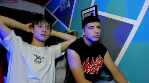 Stiven  online show from April 30, 1:43 am