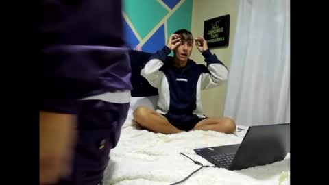 Stiven  online show from December 11, 2:19 am