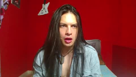 stivnhot online show from March 2, 12:09 am