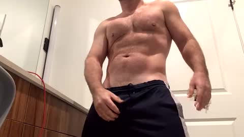 stlhotwifeguy online show from February 5, 4:03 pm