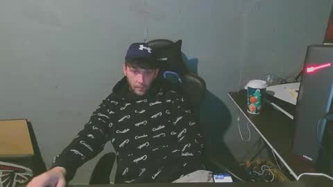 stonedpanda77 online show from December 27, 8:28 pm