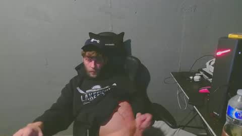 stonedpanda77 online show from January 16, 4:17 am